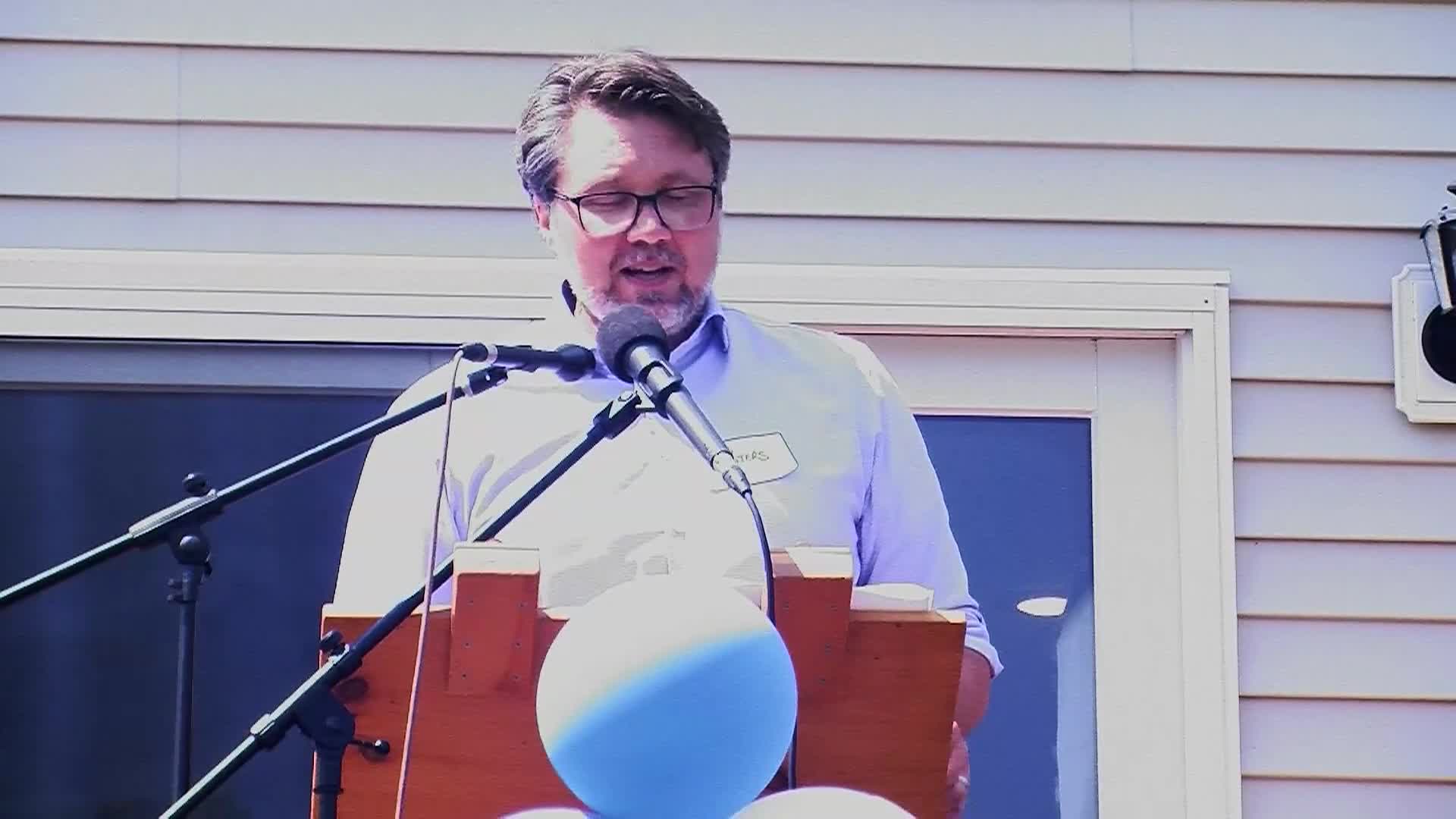 Thumbnail image for Sen. Welch: 'Barre's Weatherization Training Center Ribbon Cutting'